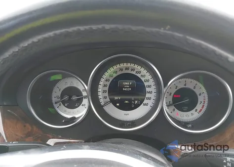 2013 Mercedes-Benz Cls 550 4Matic z USA, uszkodzony, nr VIN WDDLJ9BB1DA062008